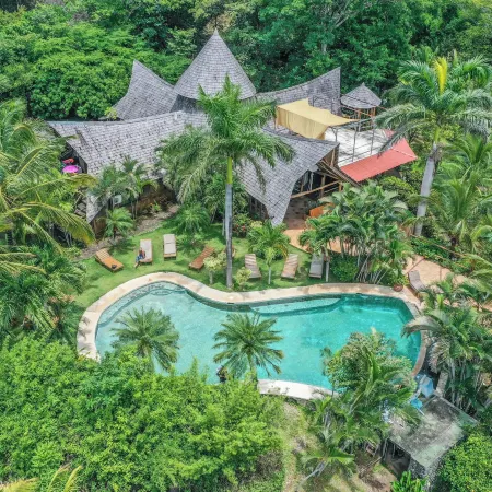 El Sabanero Eco Lodge