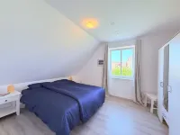 Vacation home, 500m to the beach, up to 8 people, 4 bedrooms, free WLAN