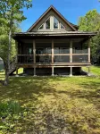 3-Bedroom, 2-Bath Shorefront Retreat on Big Squam Lake Hotels in Center Harbor