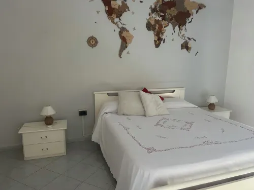 Charming 1-bedroom apartment with AC, WiFi in lovely Avola