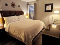 Charming 3-bedroom townhome with luxury  settings, AC ,WiFi in brilliant Bowie Hotels in Bowie