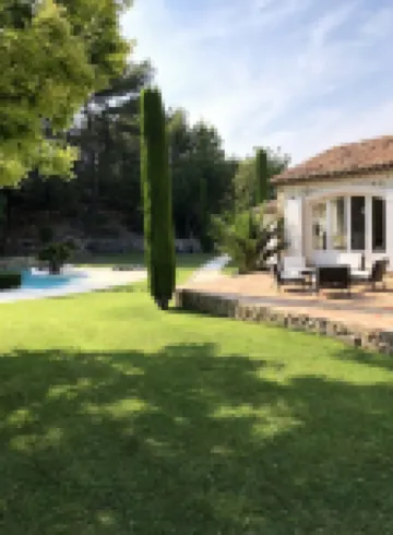 EXCEPTIONAL AND RARE, 15 km from MARSEILLE, BE 3 km FROM AUBAGNE, MAS DE STANDING