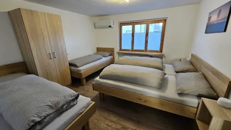 FeWo in der Kiese Hard - Top 2 "Bodensee" with a large terrace Отели в г. Хард