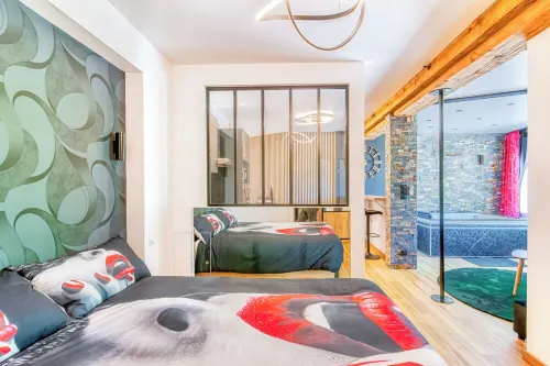 L'instant Coquin / Love Room au Bord de L'eau