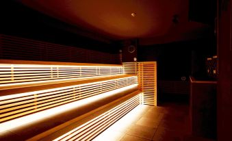 Sugoi Sauna & Stay Azabujuban Ekimae - Caters to Men