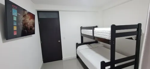 Lujoso Departamento. EN Estreno Centrico Cochera Porton Electrico