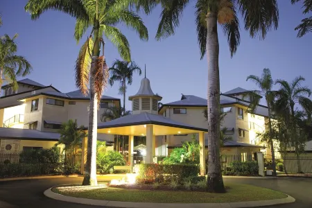 Club Wyndham Cairns Отели в г. Уори