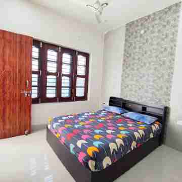 Into The Himalayas HomeStay Rooms