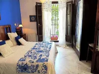 Family house in front of the alhambra