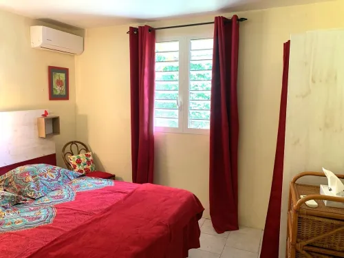 Vetiver - La Maison Bleue "eco-yourisme" Senteur D'un Jardin Tropical