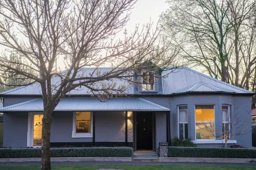 LUXURY IN THE HEART OF ORANGE. 1 MINUTE WALK TO BEST CAFES AND RESTAURANTS