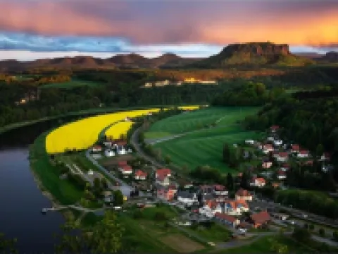 A lovingly restored old farmhouse in Heeselicht Hotels in Stolpen