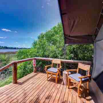 Glamping in comfort between Maun and Moremi Others