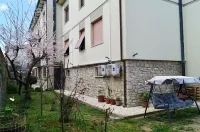 2-bedroom apartment in classical Tuscan style