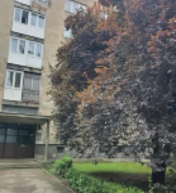 Charming 1-bedroom apartment with,Parking,AC, WiFi in delightful Sarajevo 東部新薩拉熱窩酒店