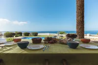 Villa en Ciutadella en primera línea de m ar