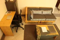 Comfortable fully serviced and furnished one bedroom apartment in Bungoma County Отели в г. 