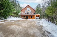 15 Guest Chalet with Sauna and Hot Tub - Bunk Room - 4 minutes to Sunday River - Chalets