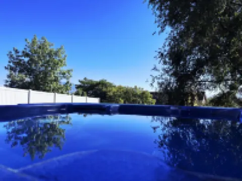 Feel Cozy and at Home! Perfect Location for Exploring!