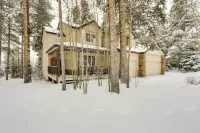 Hot Tub and Ski Shuttle Forested Breckenridge Home! - Spa