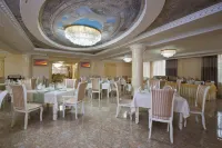 Amici Grand Hotel