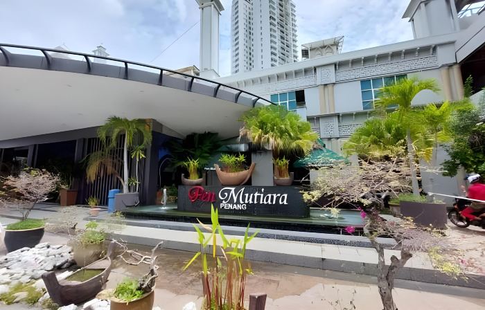 Hotel PEN Mutiara