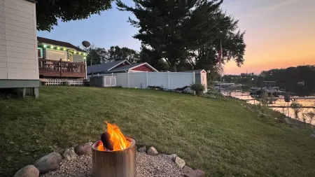 Little Cabin on the Lake
