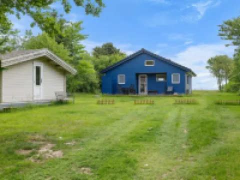 "Mato" - 100m from the Sea