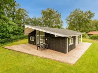 "Majvor" - 200m from the Sea Hotels in Hadsund