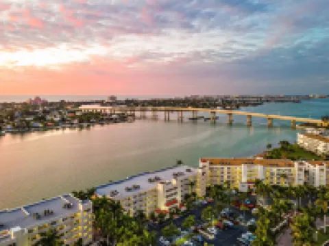 Expansive Bay Views and Private Balcony - Stunning Coastal Retreat