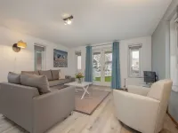 Restyled Villa Near 6 km from the Beach Hotels in Hellevoetsluis