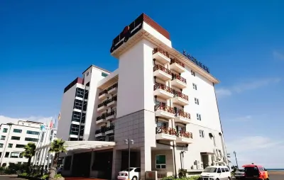 Ocean Grand Hotel Hotels near Hamdeok Beach
