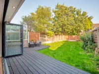 Stylish Modern Home Near Mcr Centre Co-op Etihad Hotels in Tameside