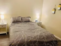 Convenient and newly renovated cozy private home