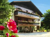 Apartment in Latsch with Indoor Pool & Garden Hotels in Laces
