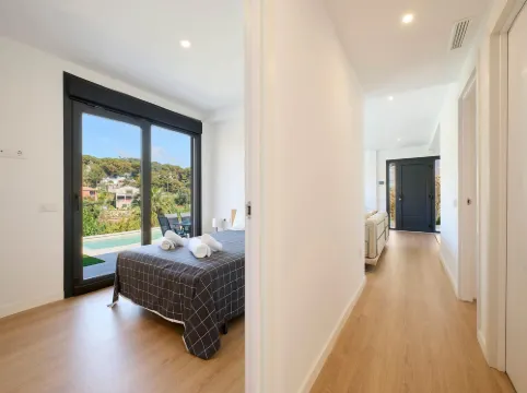 Villa in Lloret de Mar with Private Pool