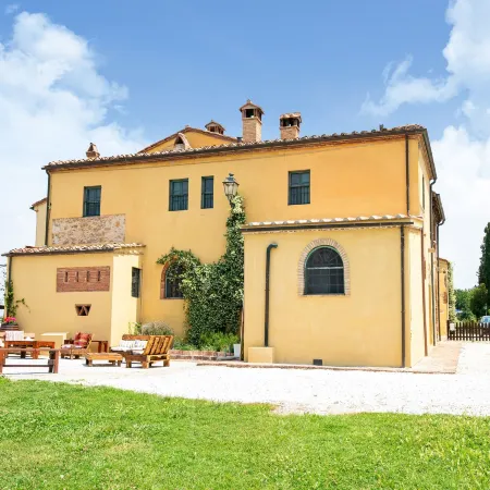 Apartment in Collesalvetti near Pisa