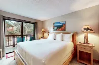 Pine Ridge Condos - Mountain view