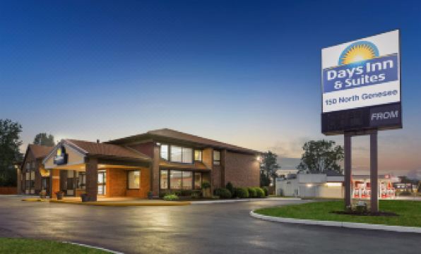 Days Inn by Wyndham Utica