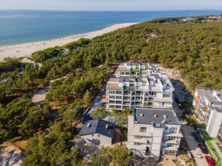 Luxury 3-Room Apartment by the Beach Отели в г. Slupski