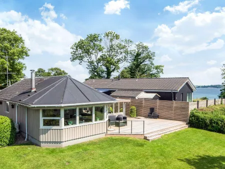 6 person holiday home in Aabenraa-By Traum Отели в г. Обенро