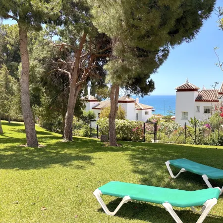 Apartment in Nerja near Playazo Beach