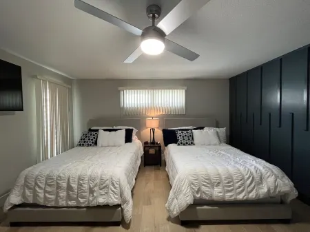 The Crystal Rose House Spacious, Modern and Bright