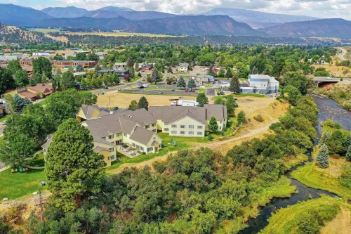 Comfort Inn & Suites Carbondale on the Roaring Fork