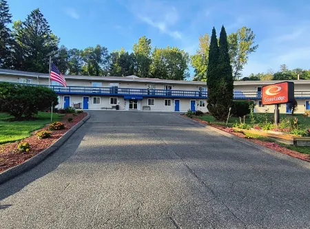 Econo Lodge Lee - Great Barrington