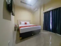 RedDoorz Near Kantor Walikota Bontang Hotels in Bontang