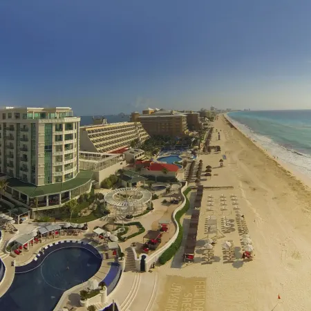 Sandos Cancun