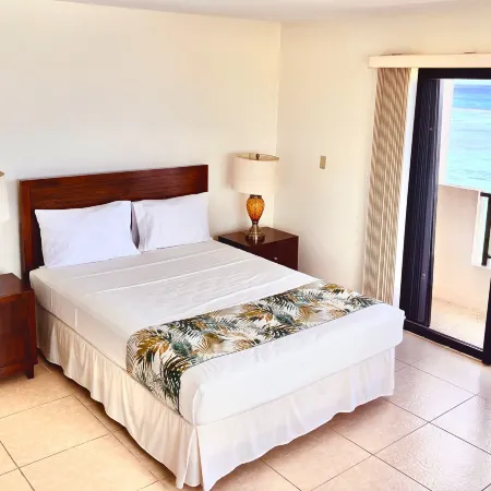 Aquarius Beach Tower