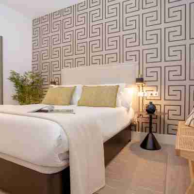 Genteel Home Varela Rooms