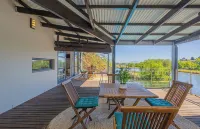 ليدي بيرد بوتيك هوتل